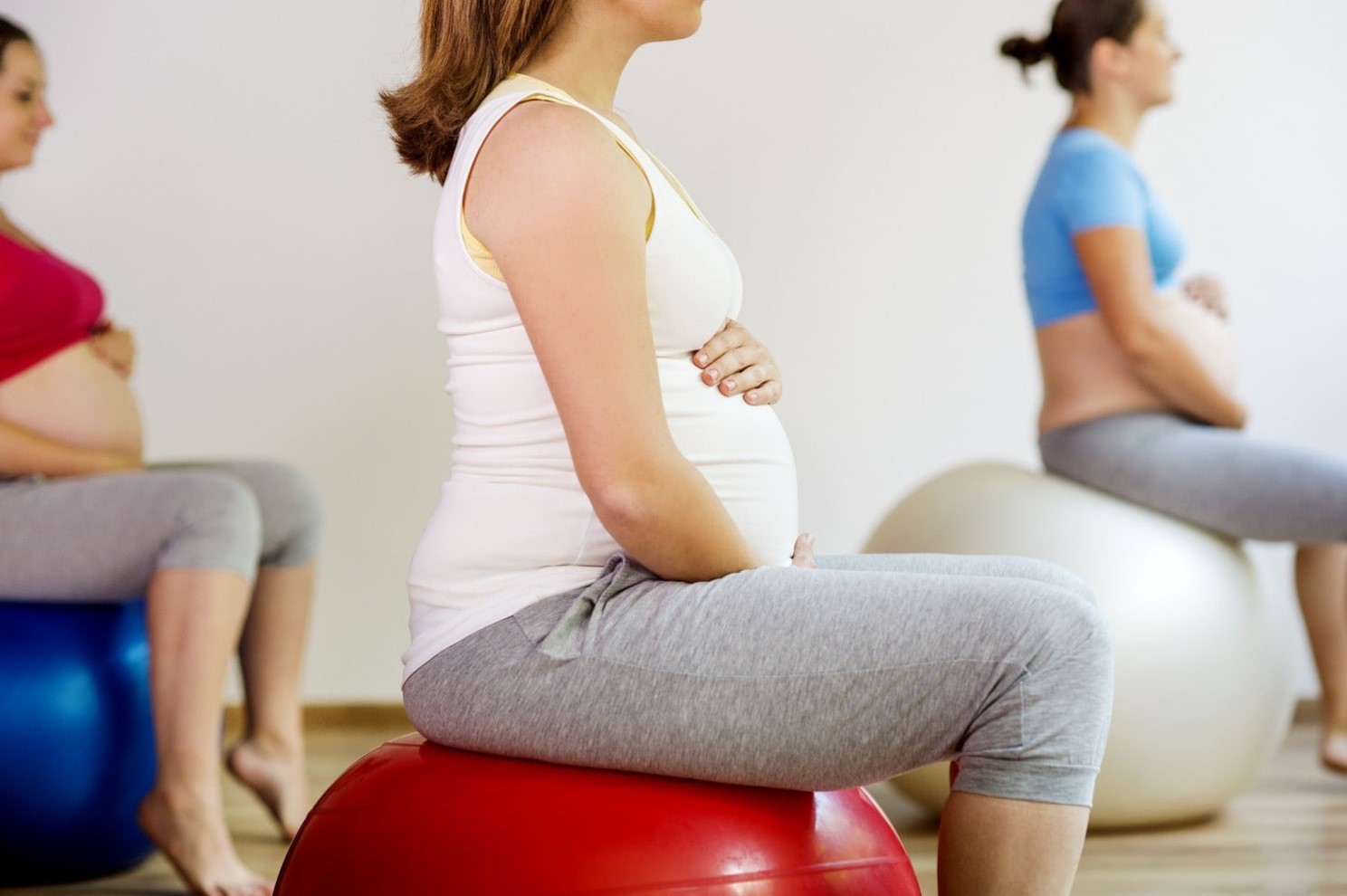 🌟 Easy and Home EXERCISES for PREGNANT WOMEN 🏡 Pilates BALL 🤰 PELVIC  FLOOR and PERINEUM at LABOR 